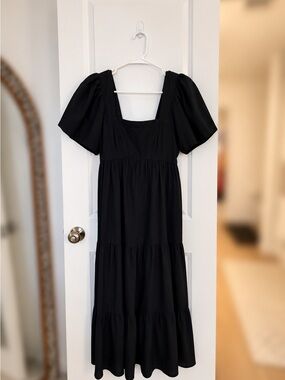 Abercrombie & Fitch Black Square-Neck Tiered Dress